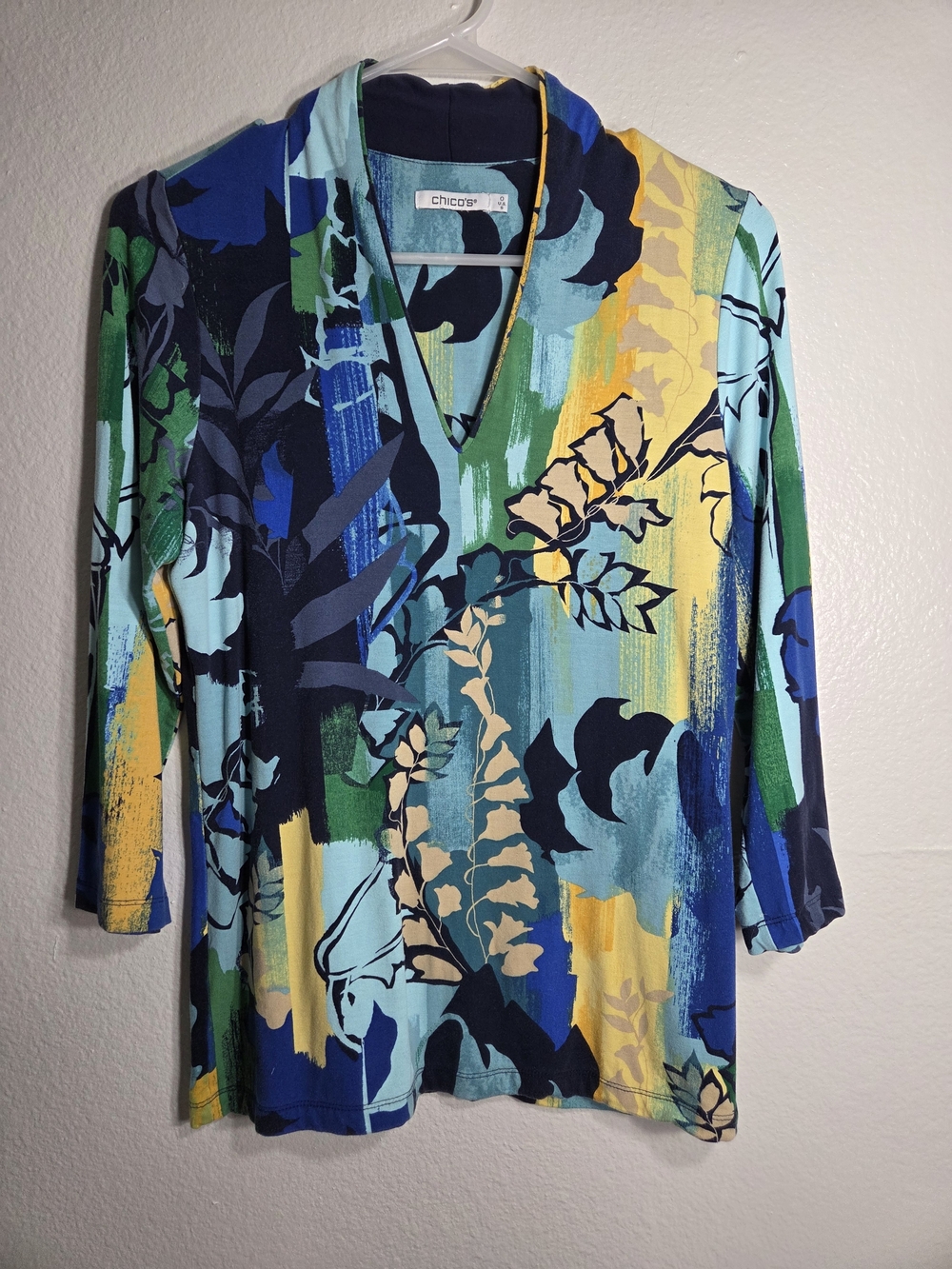Chico's Multi-Color V-Neck Floral Print Women's Top